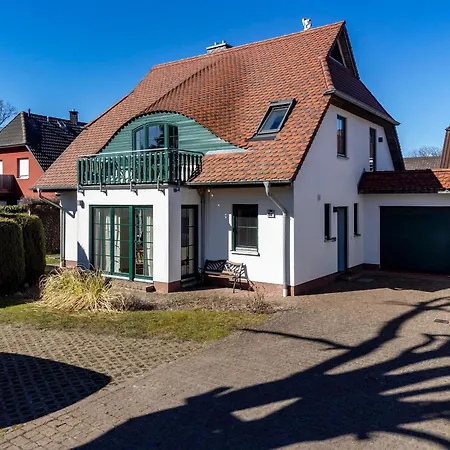 Haus Am Kleinen Hafen No 1 博恩