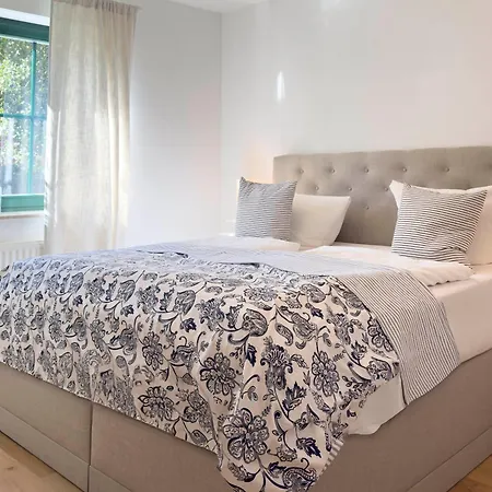 Haus Am Kleinen Hafen No 1 * 博恩